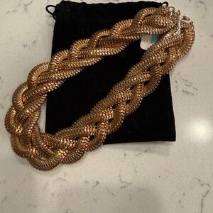 Elegant Gold Braided Necklace